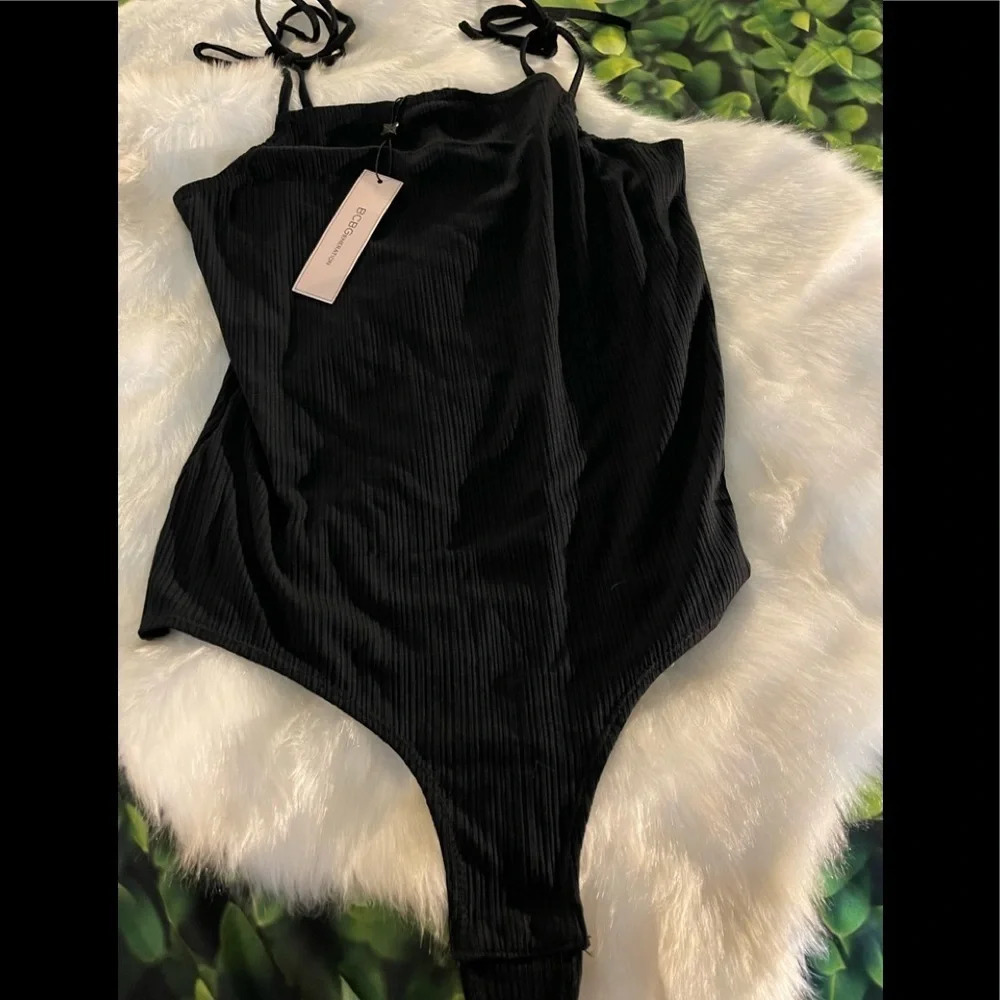 BCBGENERATION Square Neck Tie Strap Bodysuit, Black, Medium, NWT - Picture 11 of 12